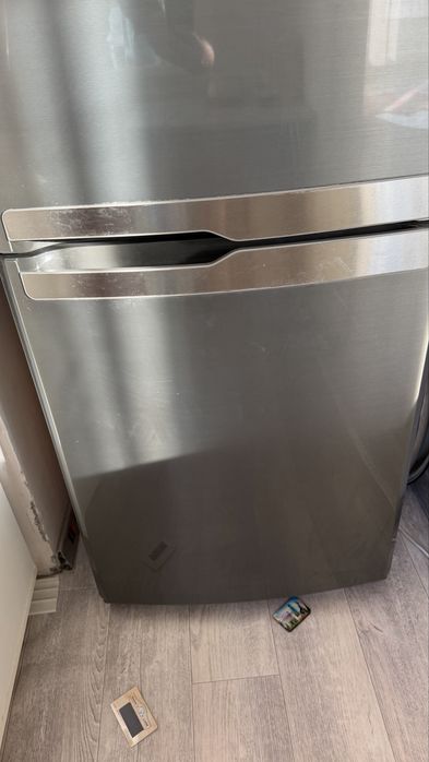 Холодильник Samsung