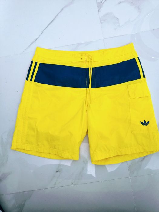 Bermude Adidas pentru baie sau sport