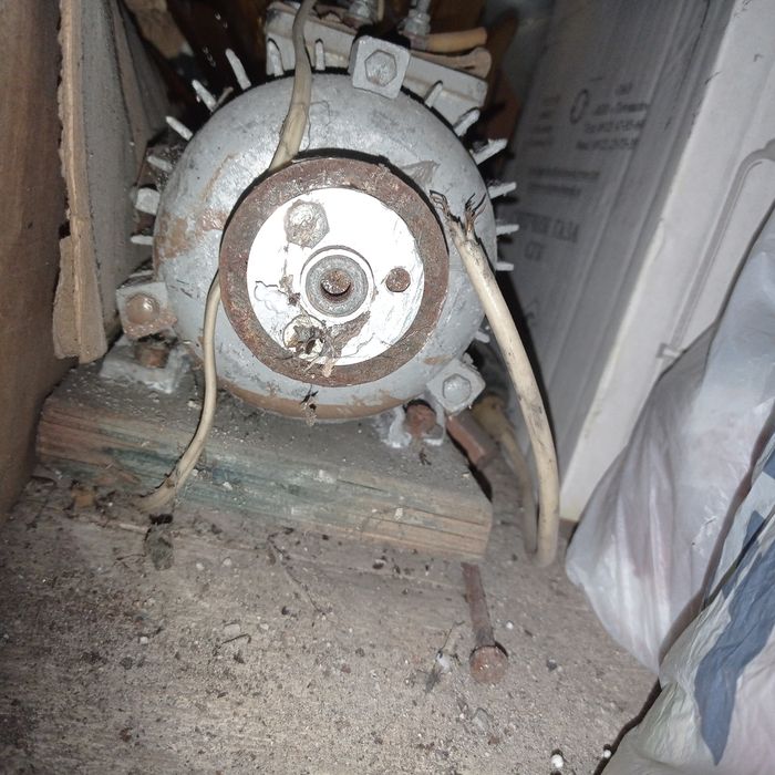 Электродвигатель.