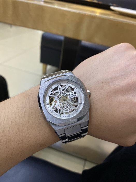 HOURSLY часы мужские