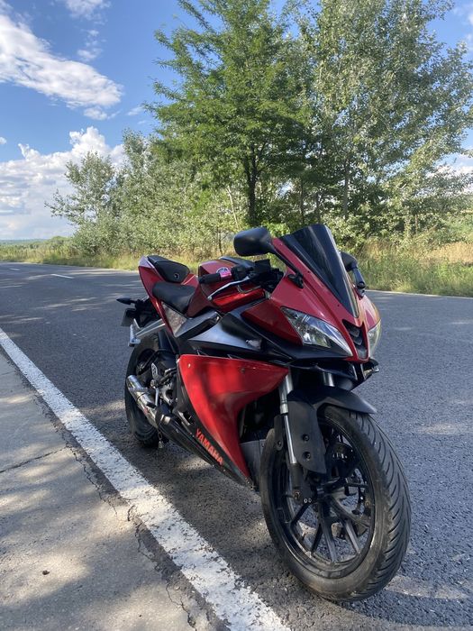 Yamaha Yzf r125 2015