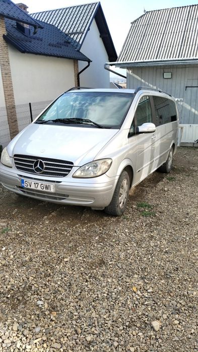 Vând Mercedes viano