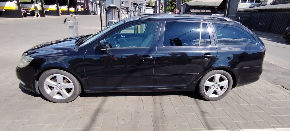 Vând Skoda Octavia 2012