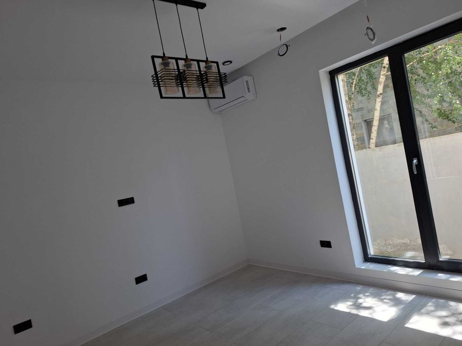 Vand apartament nou, 2 camere cu gradina, Otopeni