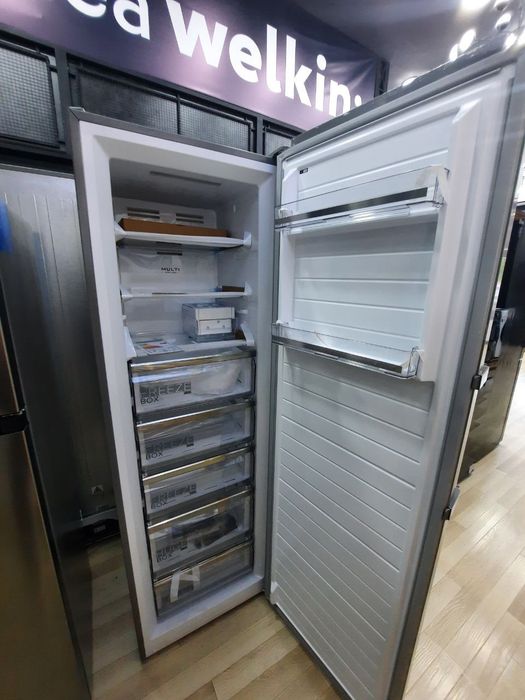 Продаю морозильную камеру ( 2 в 1 ) Midea идеальное состояние.