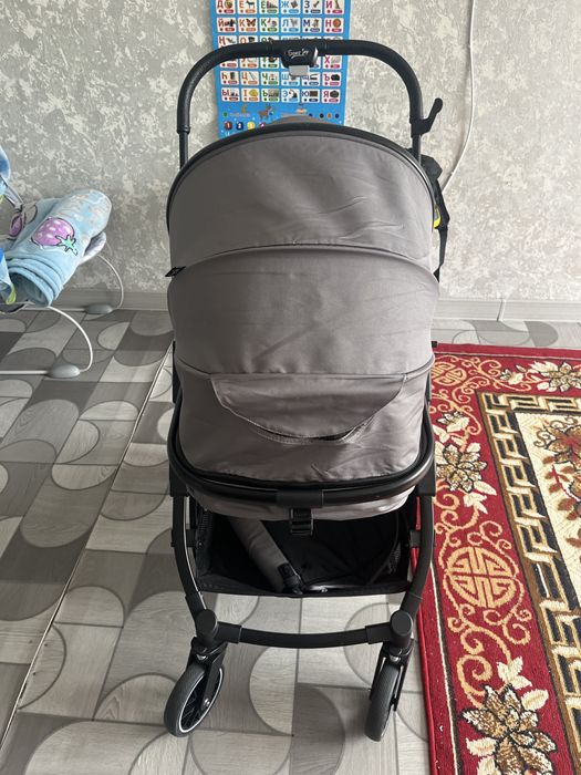 Продам коляску трансформер