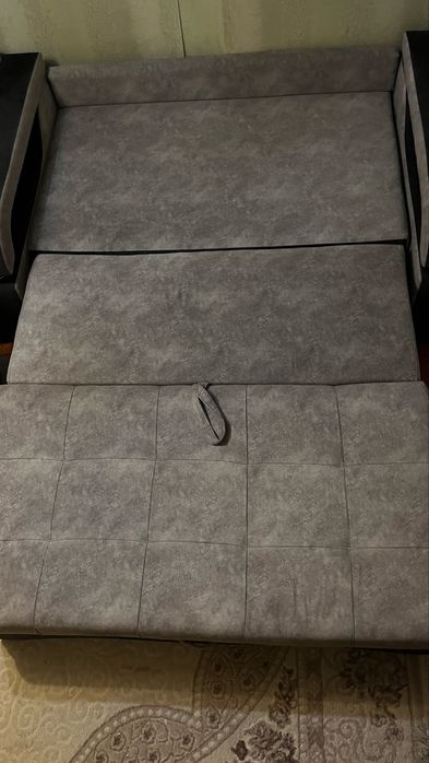 Продаю мини диван