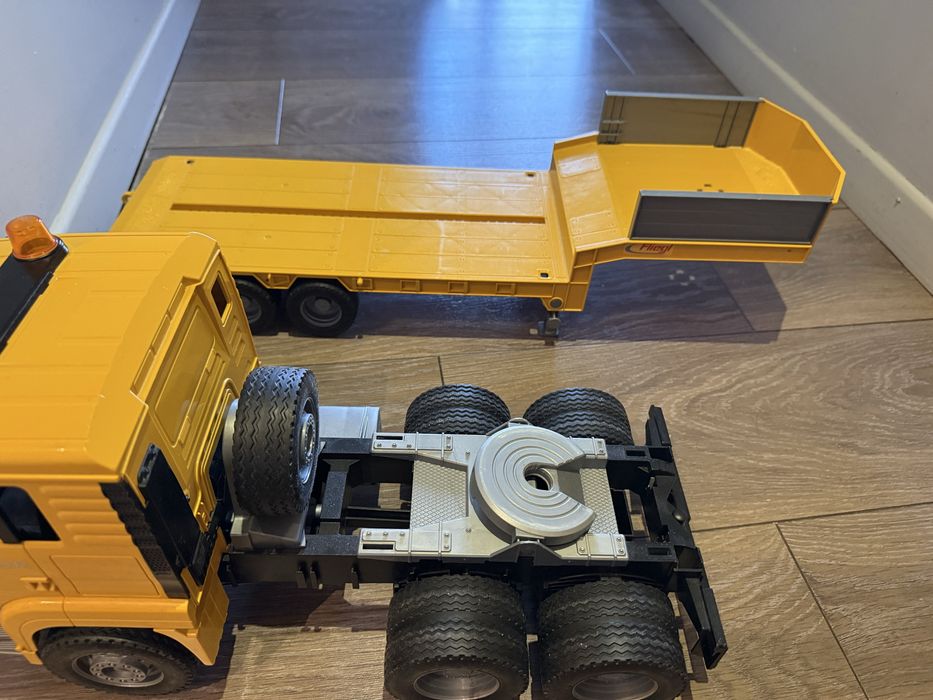 Bruder MAN влекач