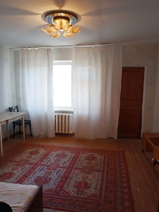 3 комн.квартира в коттедже за ЦУМом в гор.Навои