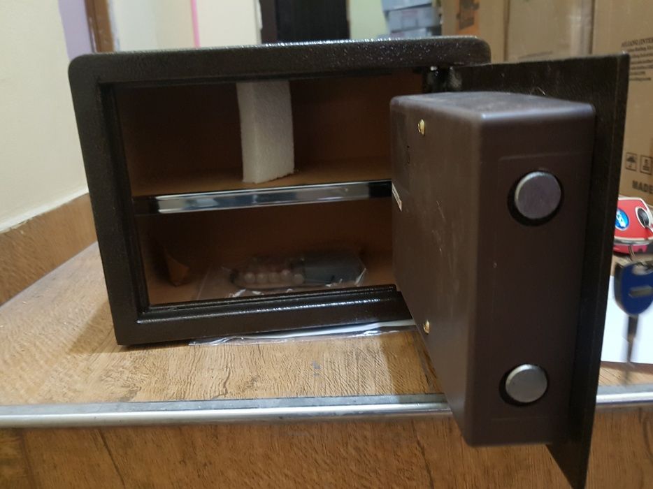 Seif metalic 25cm LCD