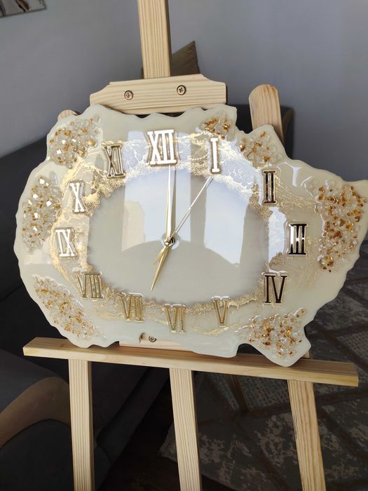 Настенные интерьерные часы