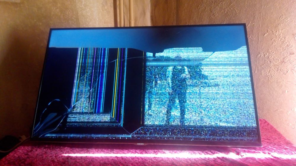 Продам телевизор самсунг