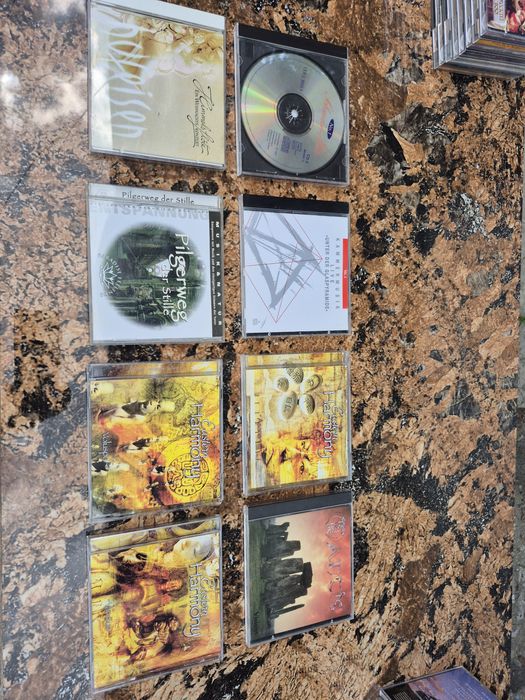 Vând Lot 40CD muzica clasica mixta straina artisti internationalii celebri
