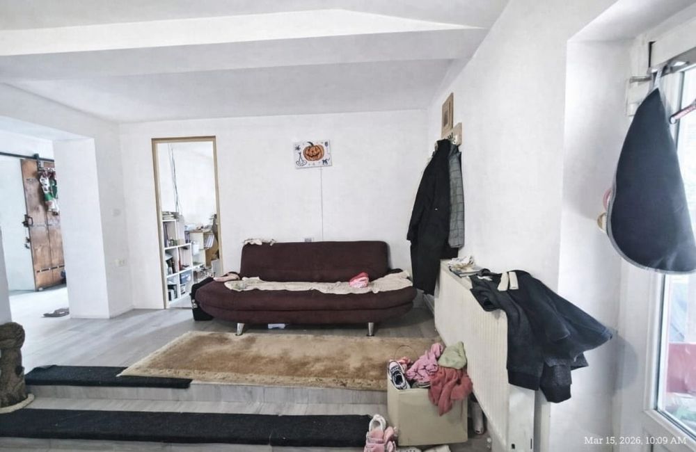 Casă 4 camere, 180 mp, teren 1440 mp, DN69, 2 tipuri încălzire pe gaz și lemne