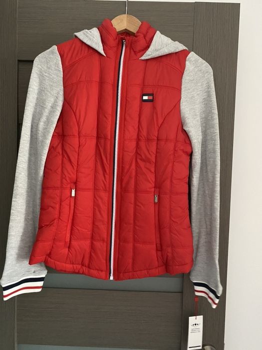 Jacheta de dama Tommy Hilfiger marimea XS