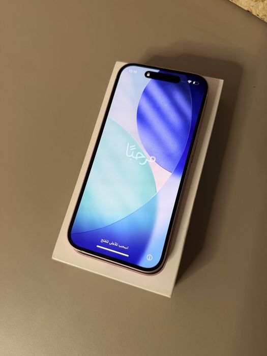 Iphone 15 128GB Roz ca nou