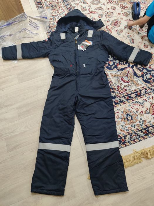 Комбинезон зимний 52размер.