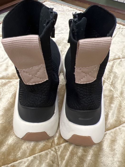 Кроссовки Zara 34 размер