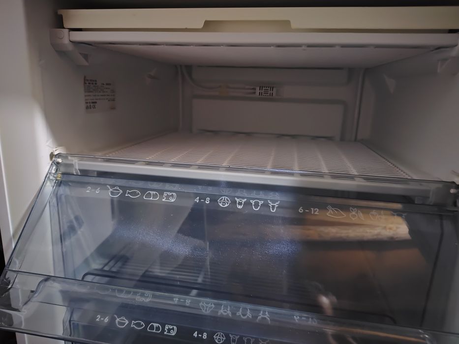 Фризер AEG ARCTIS 2273-6 GS