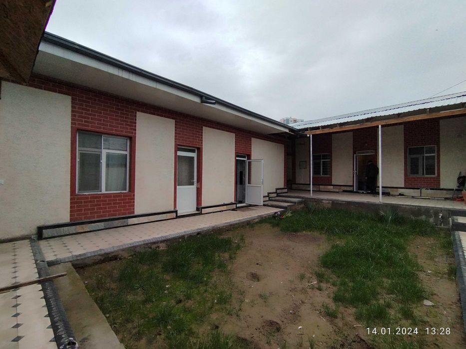 Олмос махаллада 3 сотх 4 хонали ховли сотилади