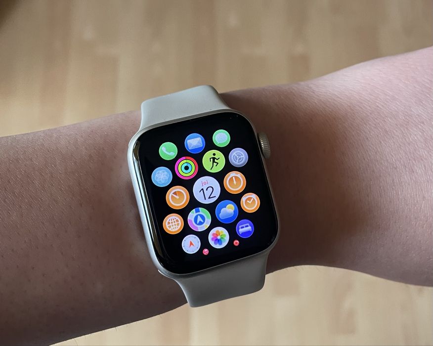 Apple Watch SE 2 (Cellular) 40mm – Baterie 100%