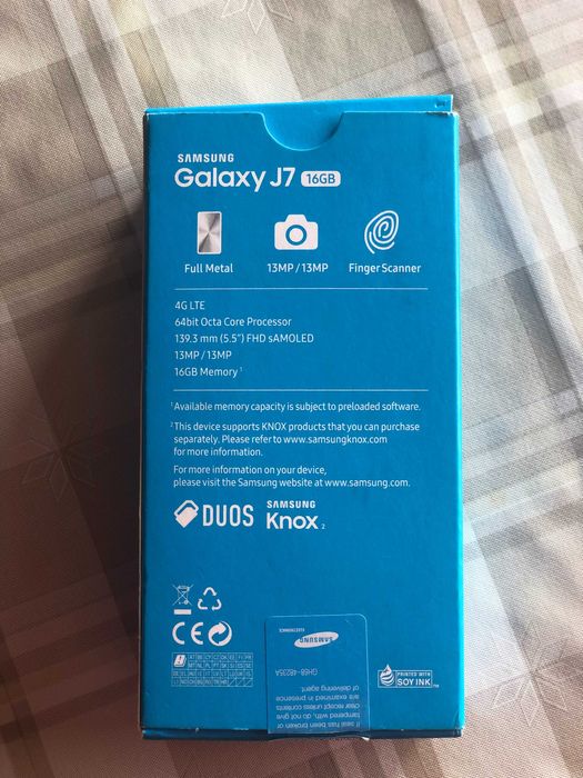 Смартфон Samsung Galaxy J7 (2017) Duos 16GB,светло син