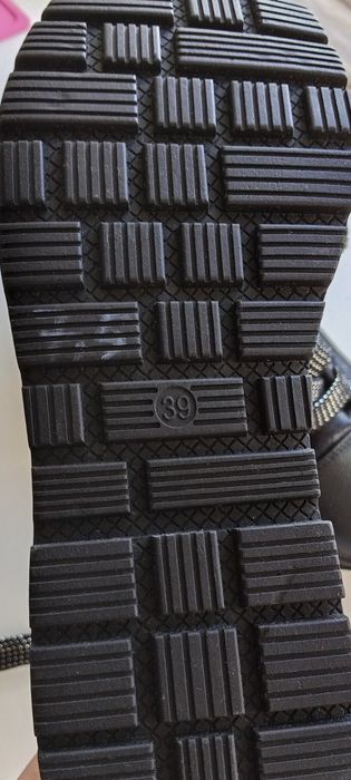 Продам одежду, обувь.