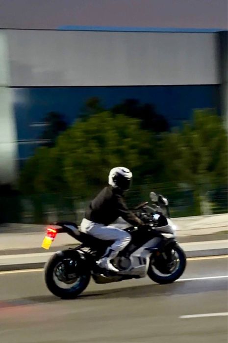 Продаю Cfmoto 675srr с маленьким пробегом