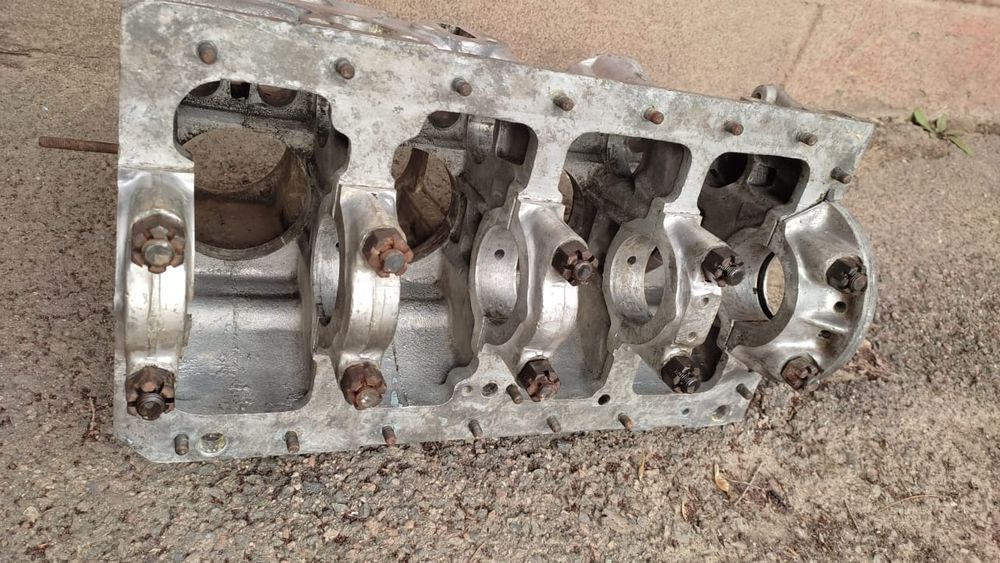 Блок двигателя газ 21 Волга