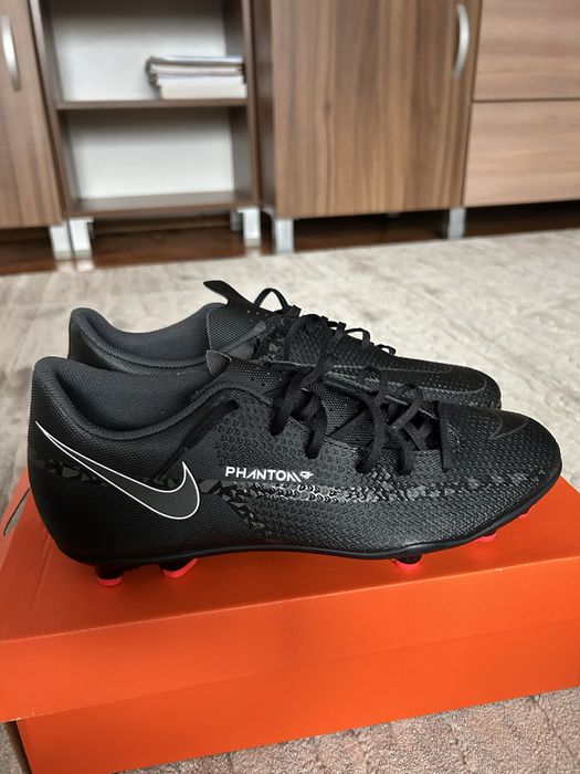 Ghete fotbal nike phantom