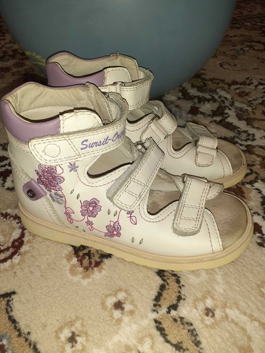 Продам ортопедические сандалии 28 размера