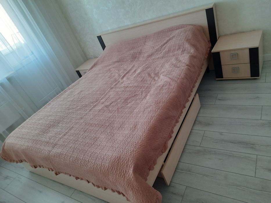 Кровать двухместный