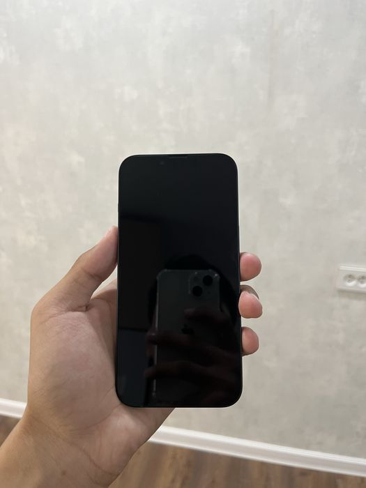Продам iPhone 14 midnight 128 gb в отличном состояний