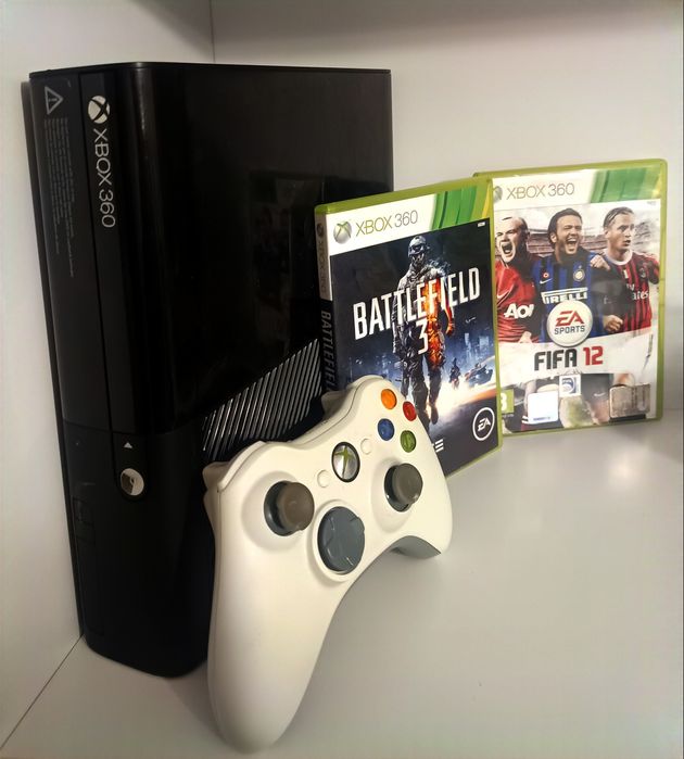 Xbox 350 E Black Pro Edition (ultimul model)+1 Controller+Jocuri