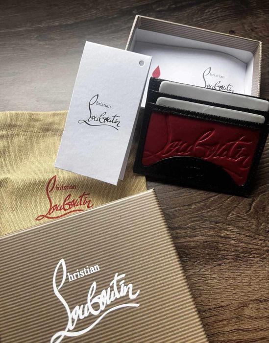 Поселдни Бройки! Christian Louboutin Чанта