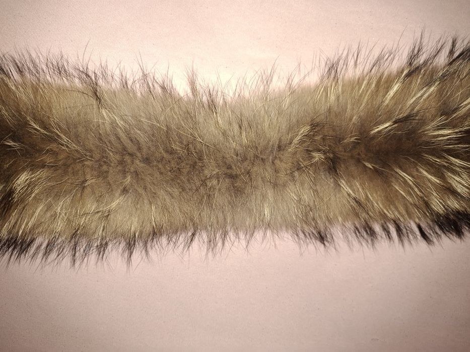 Яка от лисица-подвижна