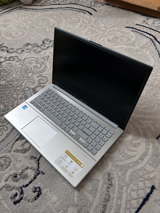Ноутбук Asus Vivobook Go 15