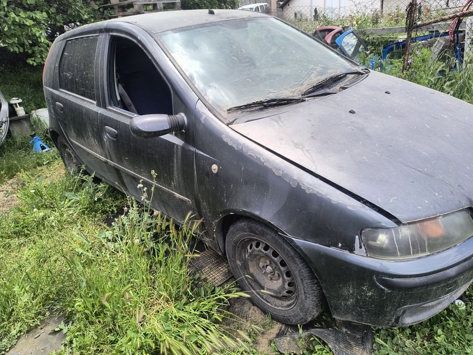 Fiat Punto 1.2 16 в 80 лв на части