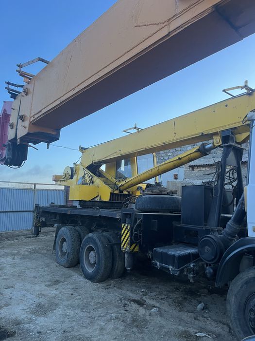 Продам автокран 25 тонник