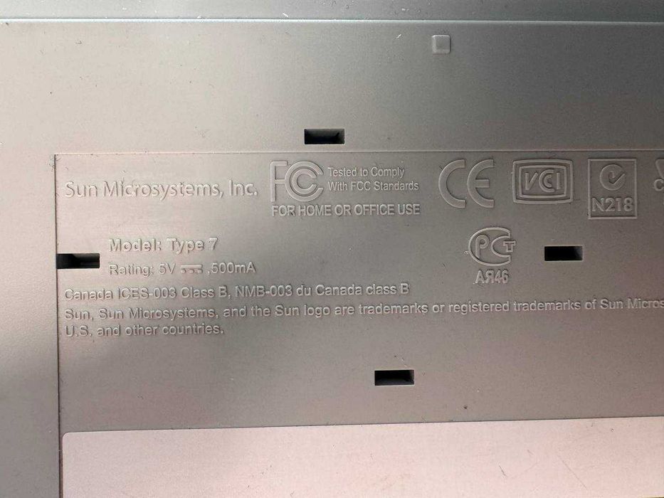 Продам клавиатуру Sun Microsystems Type 7