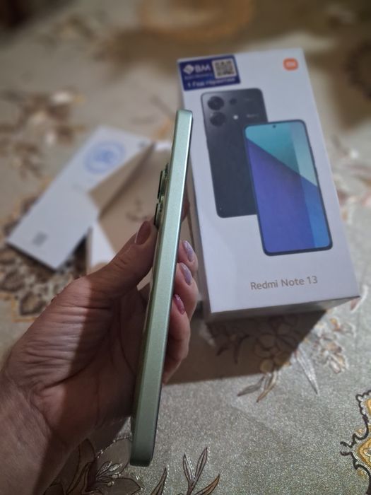 Телефон Redmi Note 13 сотилади.