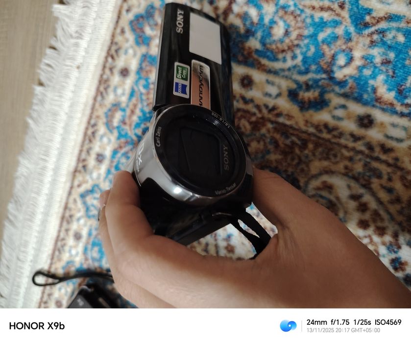 Продам камеры сони и самсунг