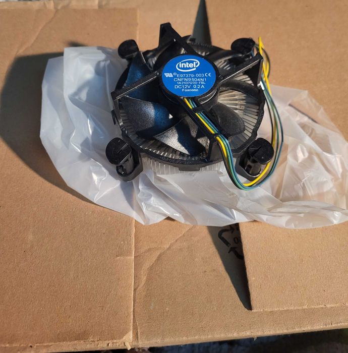 Combo - Placa de bază ASUS H310M-R R2.0 + i5-9400F + 16GB RAM