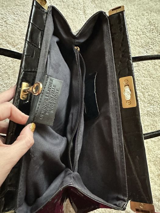 Geanta de piele cu bareta de umar si model piele de reptila, Negru