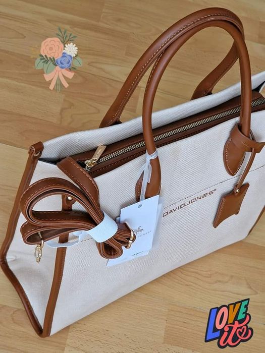 Geanta David Jones,new model import Italia, saculet  inclus