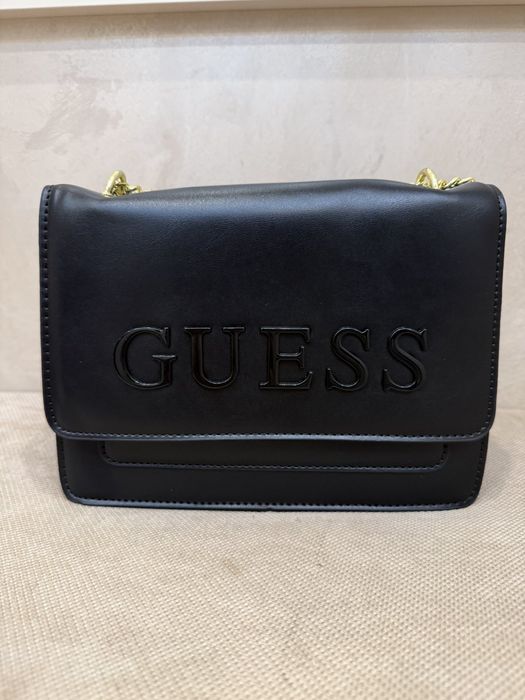 Дамска чанта Guess