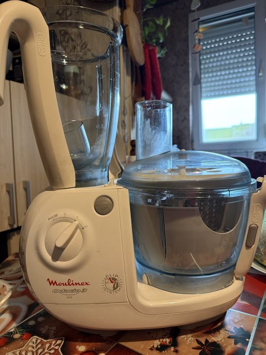 Машина за сок и зеленчуци