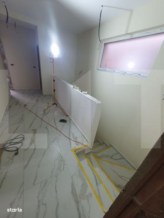 Duplex modern despartit prin bucatarie si camara