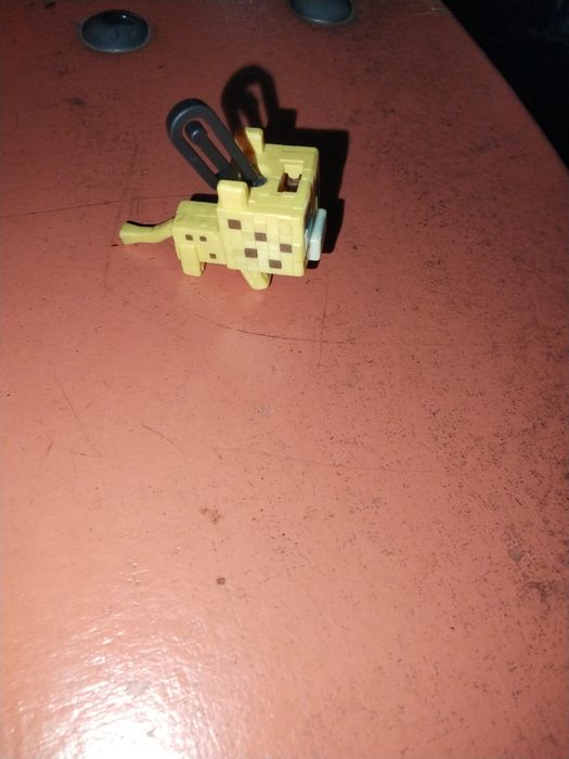 Оцелот из kinder Minecraft