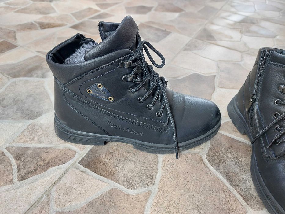 Детски боти (обувки)